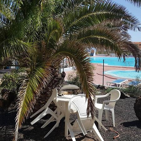 Appartement Bouganville Rez-De-Chaussee Wifi Costa De Antigua Buitenkant foto