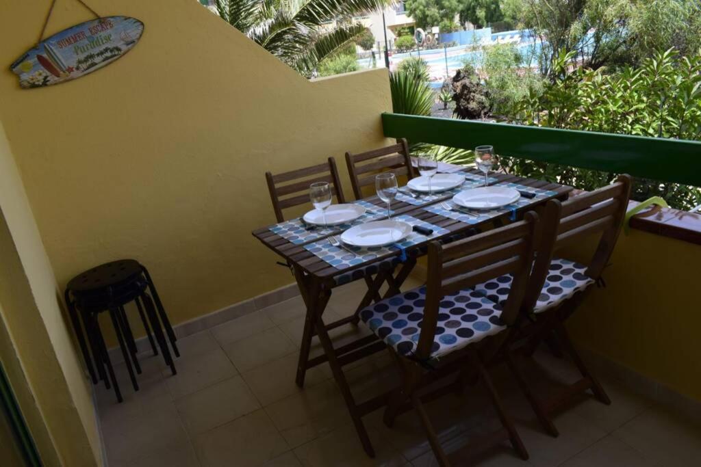 Appartement Bouganville Rez-De-Chaussee Wifi Costa De Antigua Buitenkant foto