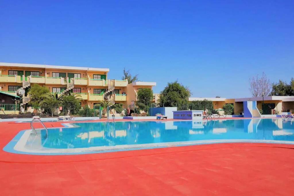 Appartement Bouganville Rez-De-Chaussee Wifi Costa De Antigua Buitenkant foto