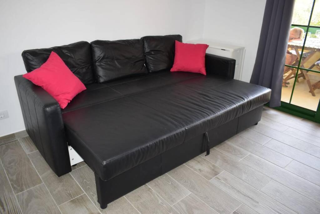 Appartement Bouganville Rez-De-Chaussee Wifi Costa De Antigua Buitenkant foto